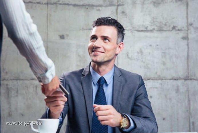 全球.com域名注册量首次突破1.4亿